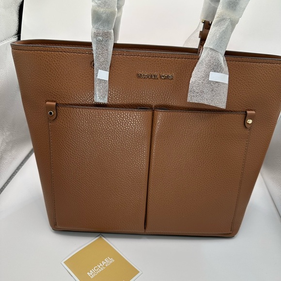 Michael Kors Women's Leather Jet Set Travel Tote Bag Purse NEW - Picture 12 of 12